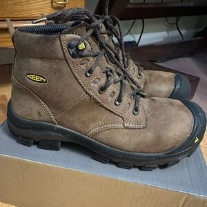 Men’s Keen Work Boots, size 9.5